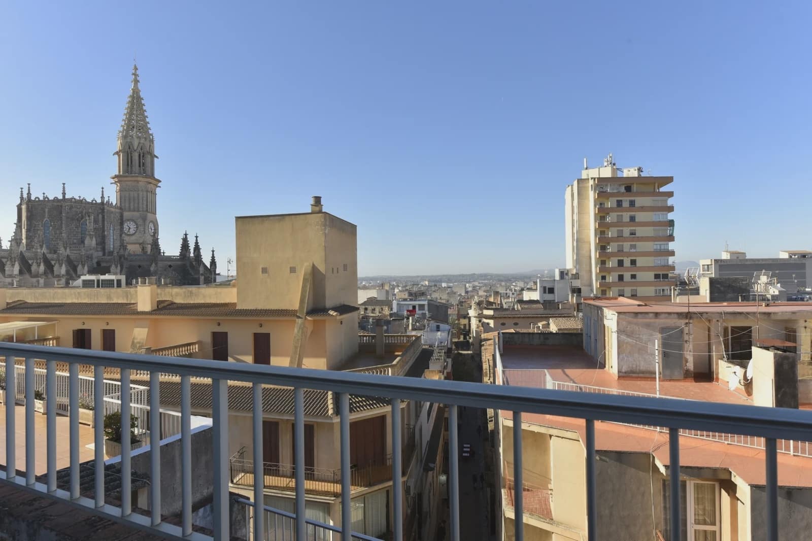 Villa for sale in Manacor - € 1,000,000 (Ref: 8207750)