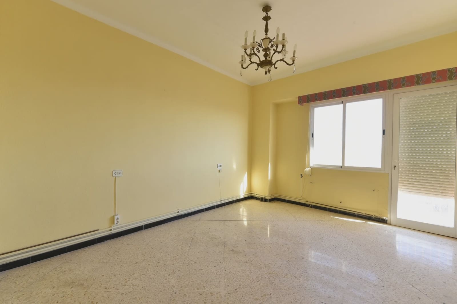 Villa for sale in Manacor - € 1,000,000 (Ref: 8207750)