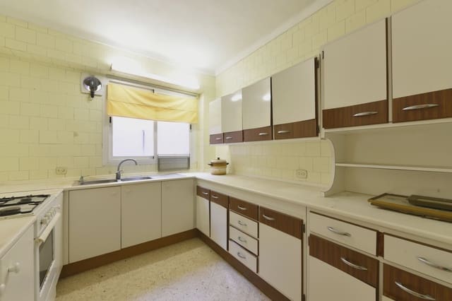 Villa til salgs i Manacor - € 1 000 000 (Ref: 8207750)