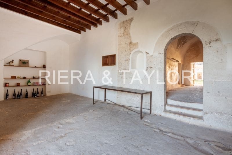 19 soveværelse Finca/Landehus til salg i Calas de Mallorca - € 6.900.000 (Ref: 8215556)