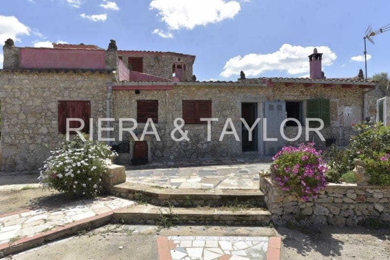 3 soveværelse Finca/Landehus til salg i Son Carrio - € 330.000 (Ref: 8248021)
