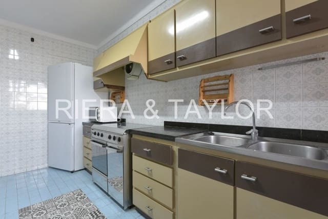 4 bedroom Apartment for sale in Manacor - € 299,000 (Ref: 8254326)