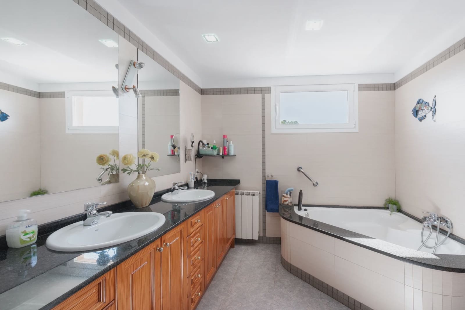 3 slaapkamer Huis te koop in Llucmajor - € 850.000 (Ref: 8354035)