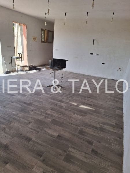 3 bedroom Finca/Country House for sale in Manacor - € 265,000 (Ref: 8405885)