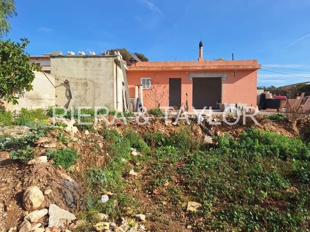 3 bedroom Finca/Country House for sale in Manacor - € 265,000 (Ref: 8405885)