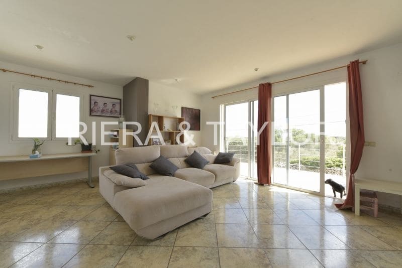 3 bedroom Townhouse for sale in Portocolom - € 615,000 (Ref: 8408598)