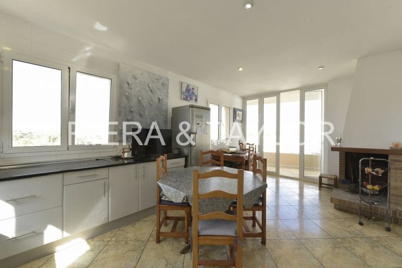 3 bedroom Townhouse for sale in Portocolom - € 615,000 (Ref: 8408598)