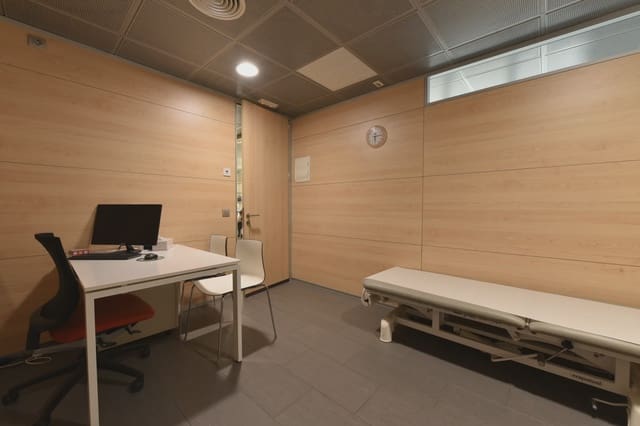 Commercieel te koop in Manacor - € 336.000 (Ref: 8413631)