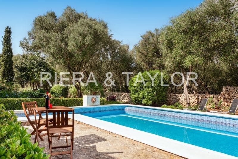 4 soveværelse Finca/Landehus til salg i Felanitx - € 1.750.000 (Ref: 8439709)