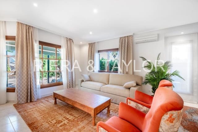 3 bedroom Townhouse for sale in Portocristo / Port de Manacor, Manacor - € 1,590,000 (Ref: 8447031)