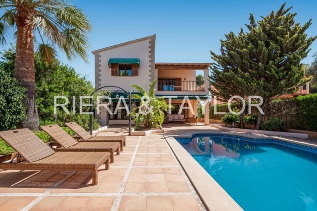 3 bedroom Townhouse for sale in Portocristo / Port de Manacor, Manacor - € 1,590,000 (Ref: 8447031)