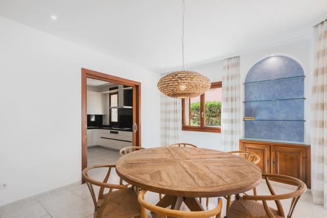 3 soveværelse Byhus til salg i Portocristo / Port de Manacor, Manacor - € 1.590.000 (Ref: 8447031)