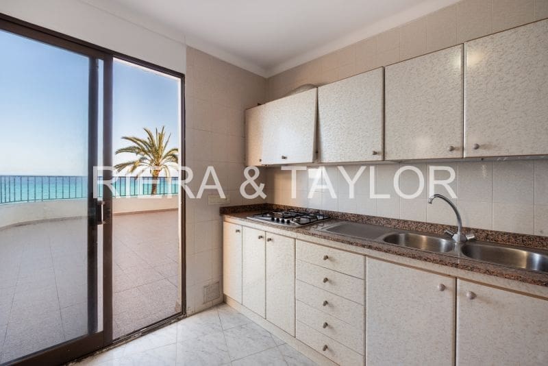 Apartment for sale in Cala Millor - € 2,630,000 (Ref: 8456256)