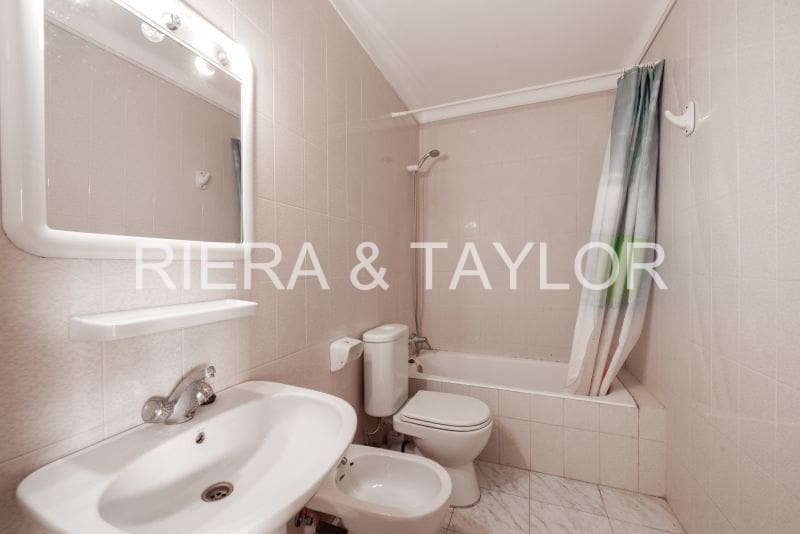 Apartment for sale in Cala Millor - € 2,630,000 (Ref: 8456256)