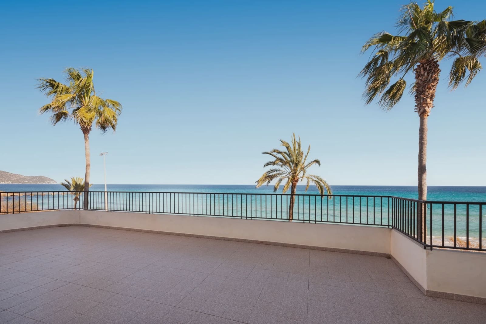 Appartement te koop in Cala Millor - € 2.500.000 (Ref: 8456256)