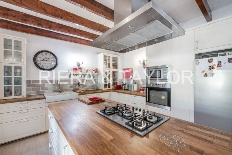 4 makuuhuone Maalaistalo myytävänä paikassa Portocristo / Port de Manacor - 580 000 € (Ref: 8481373)