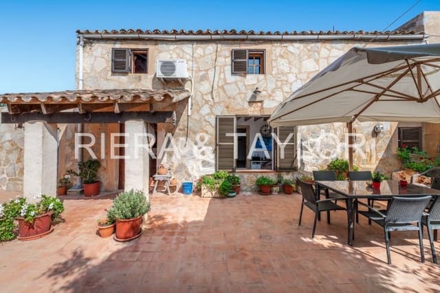 4 soveværelse Finca/Landehus til salg i Portocristo / Port de Manacor, Manacor - € 580.000 (Ref: 8481373)
