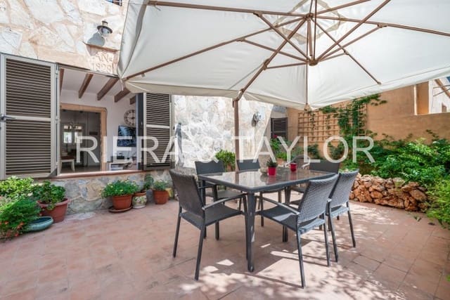 4 soveværelse Finca/Landehus til salg i Portocristo / Port de Manacor, Manacor - € 580.000 (Ref: 8481373)