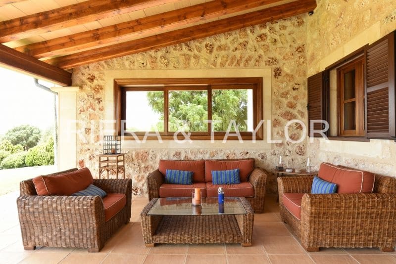 4 bedroom Finca/Country House for sale in Portocristo / Port de Manacor - € 2,975,000 (Ref: 8510751)