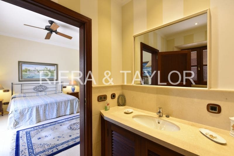 4 bedroom Finca/Country House for sale in Portocristo / Port de Manacor - € 2,975,000 (Ref: 8510751)