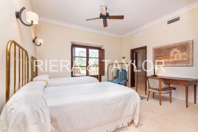 4 slaapkamer Finca/Landhuis te koop in Portocristo / Port de Manacor, Manacor - € 2.975.000 (Ref: 8510751)