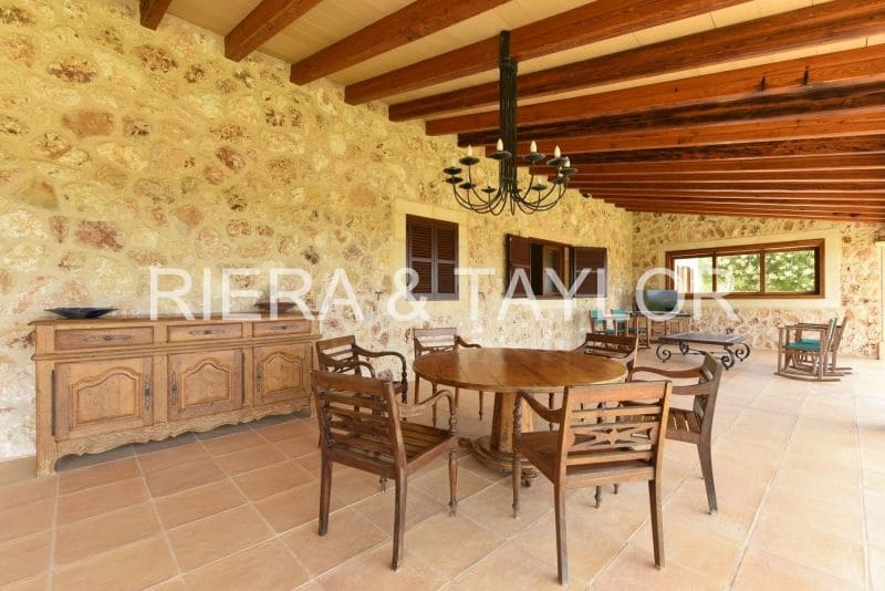 4 bedroom Finca/Country House for sale in Portocristo / Port de Manacor - € 2,975,000 (Ref: 8510751)