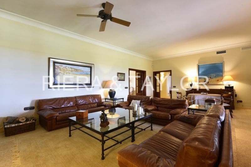 4 bedroom Finca/Country House for sale in Portocristo / Port de Manacor - € 2,975,000 (Ref: 8510751)