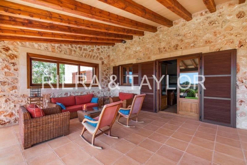 4 bedroom Finca/Country House for sale in Portocristo / Port de Manacor - € 2,975,000 (Ref: 8510751)