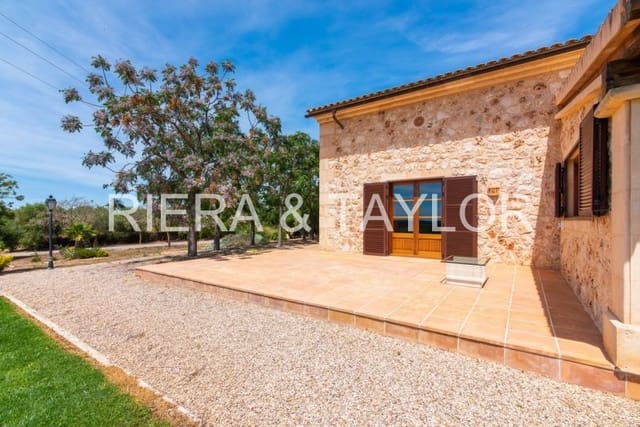 4 slaapkamer Finca/Landhuis te koop in Portocristo / Port de Manacor, Manacor - € 2.975.000 (Ref: 8510751)