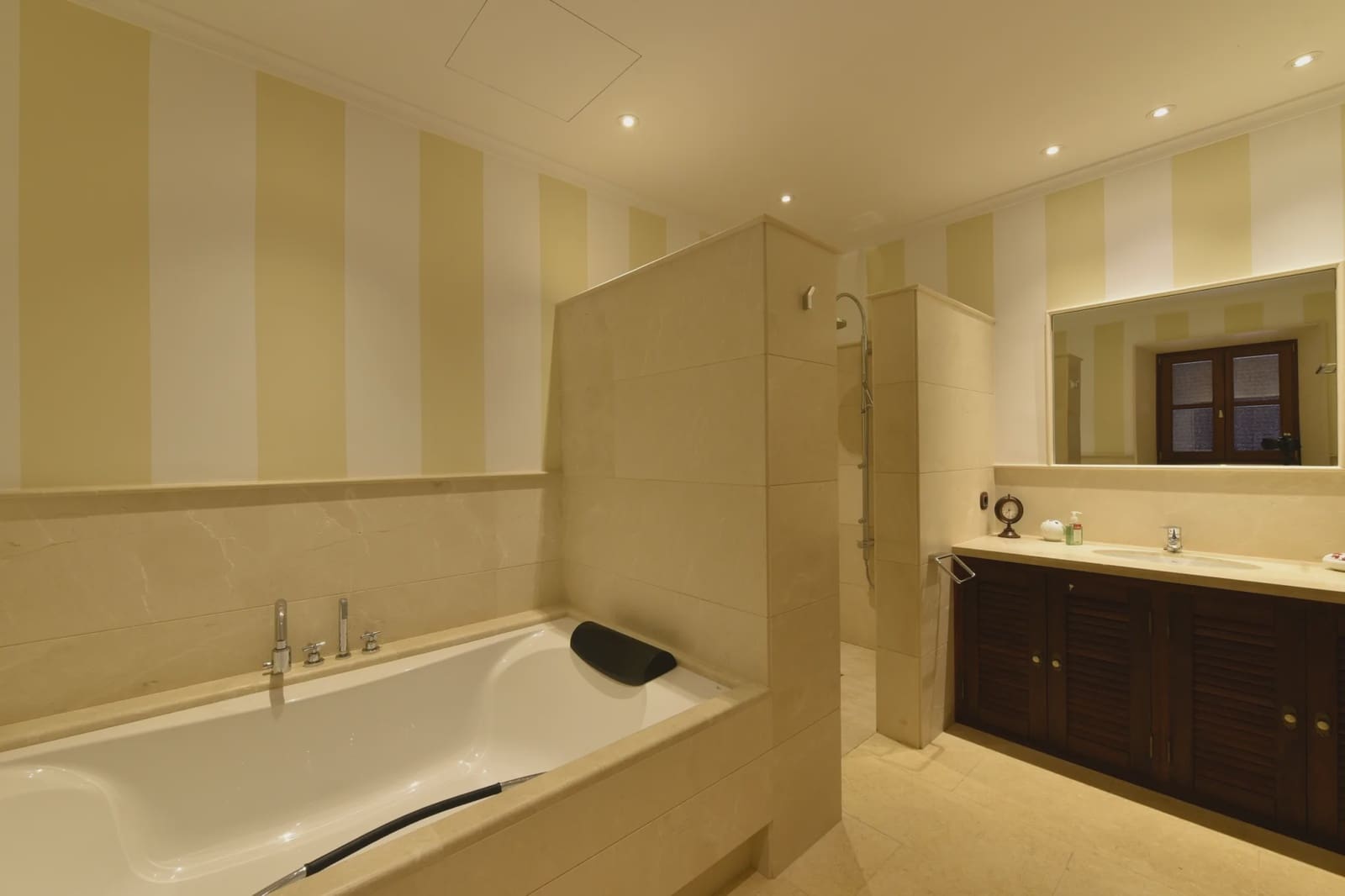 4 soveværelse Finca/Landehus til salg i Portocristo / Port de Manacor - € 2.925.000 (Ref: 8510751)