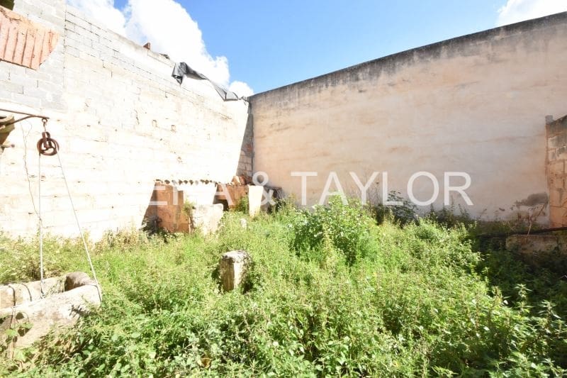 Tomt till salu i Manacor - 129 000 € (Ref: 8549598)