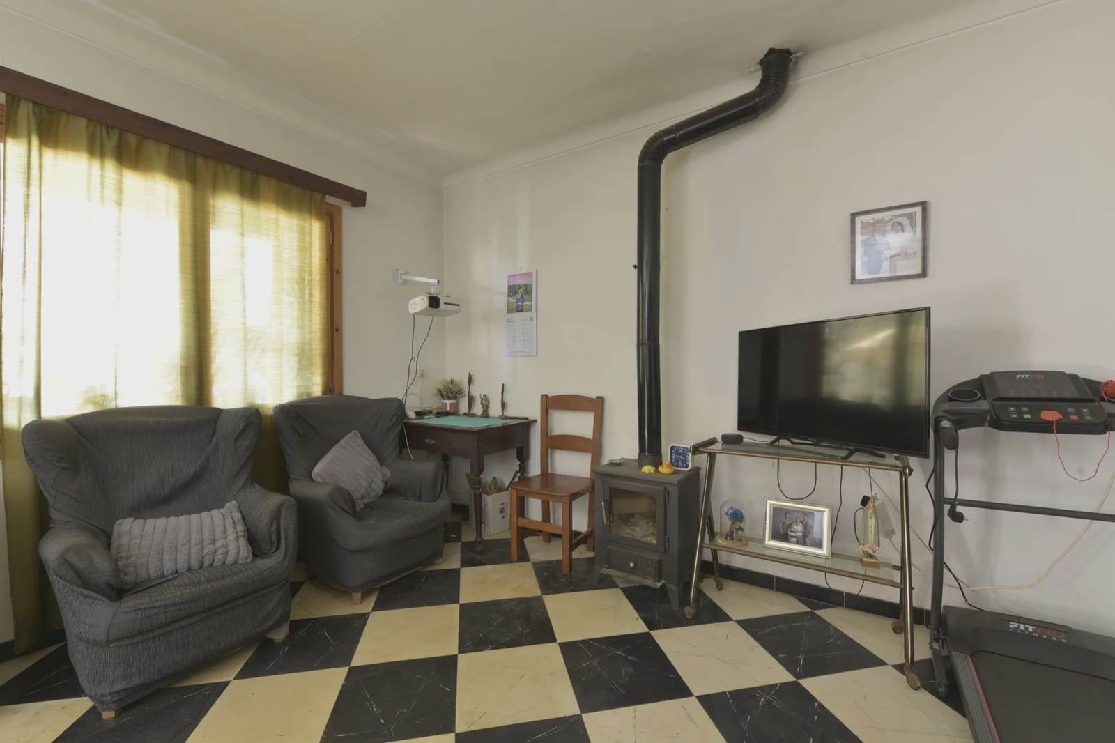 9 bedroom Townhouse for sale in Arta - € 640,000 (Ref: 8560791)