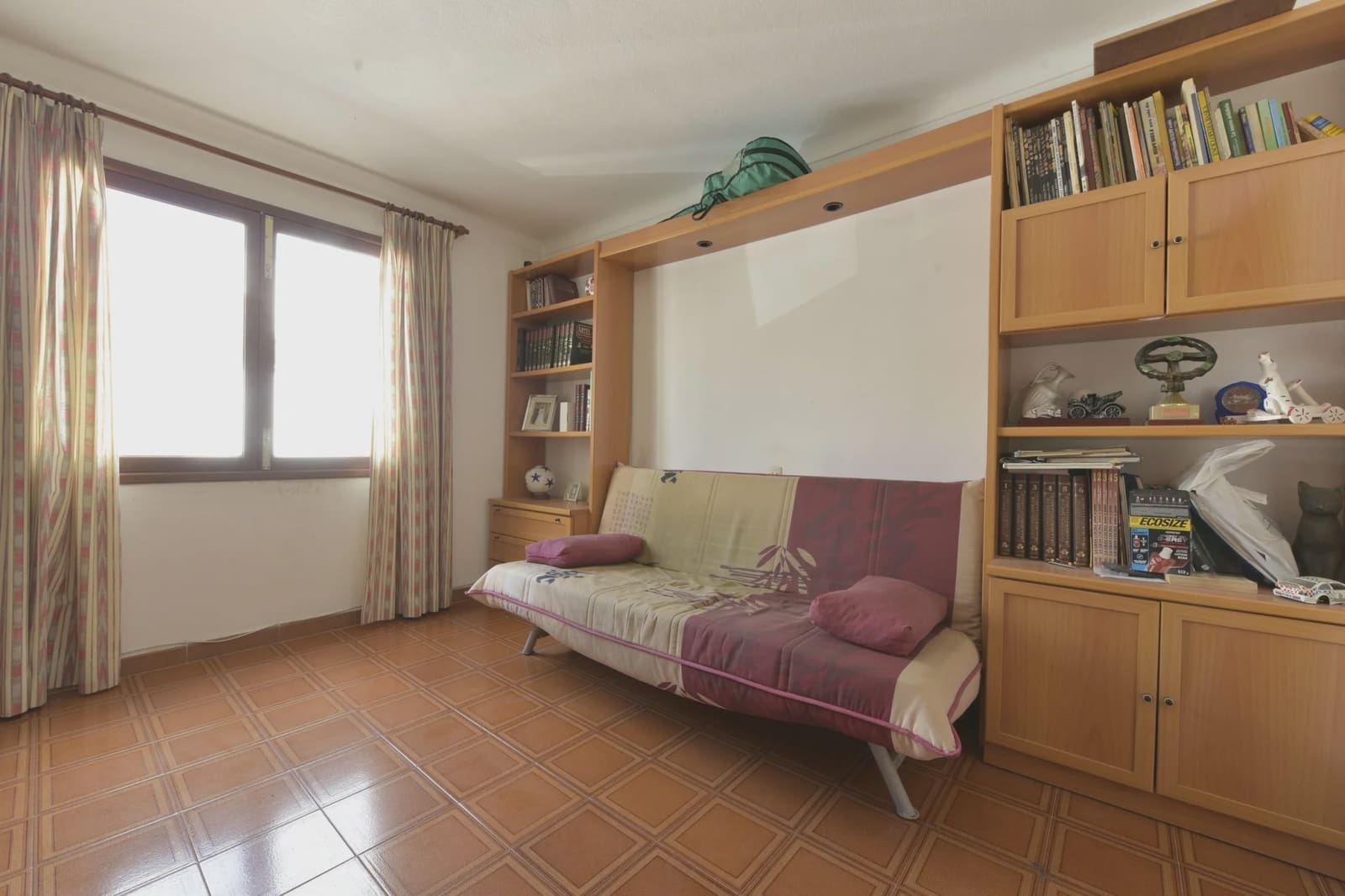 9 bedroom Townhouse for sale in Arta - € 640,000 (Ref: 8560791)
