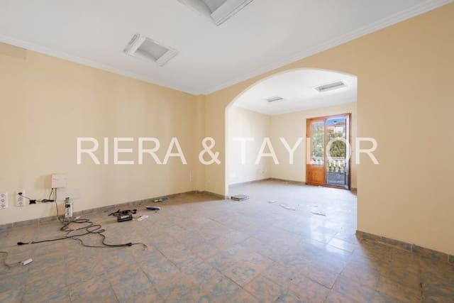 Hus til salgs i Capdepera - € 600 000 (Ref: 8570828)