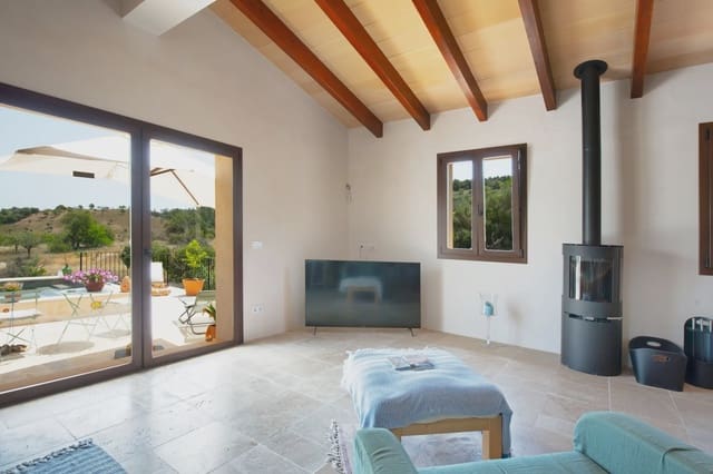 2 soveværelse Finca/Landehus til salg i Son Macia, Manacor med swimmingpool - € 525.000 (Ref: 8583555)