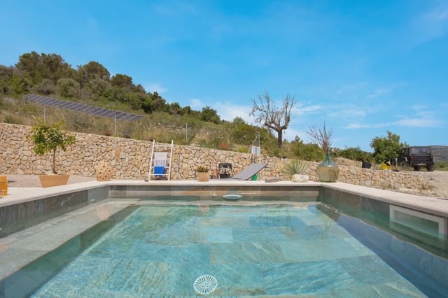 2 soveværelse Finca/Landehus til salg i Son Macia, Manacor med swimmingpool - € 525.000 (Ref: 8583555)