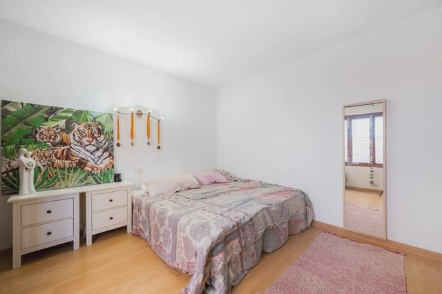 4 soveværelse Byhus til salg i Cala Ratjada, Capdepera med garage - € 650.000 (Ref: 8609571)