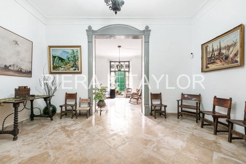 9 soveværelse Byhus til salg i Manacor - € 1.600.000 (Ref: 8633895)