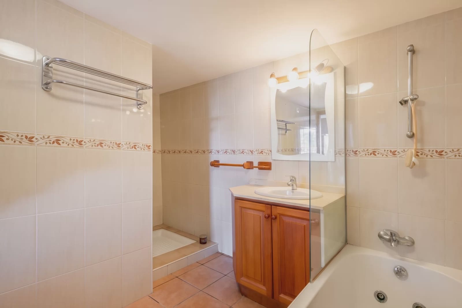4 soveværelse Finca/Landehus til salg i Manacor med garage - € 669.000 (Ref: 8680888)