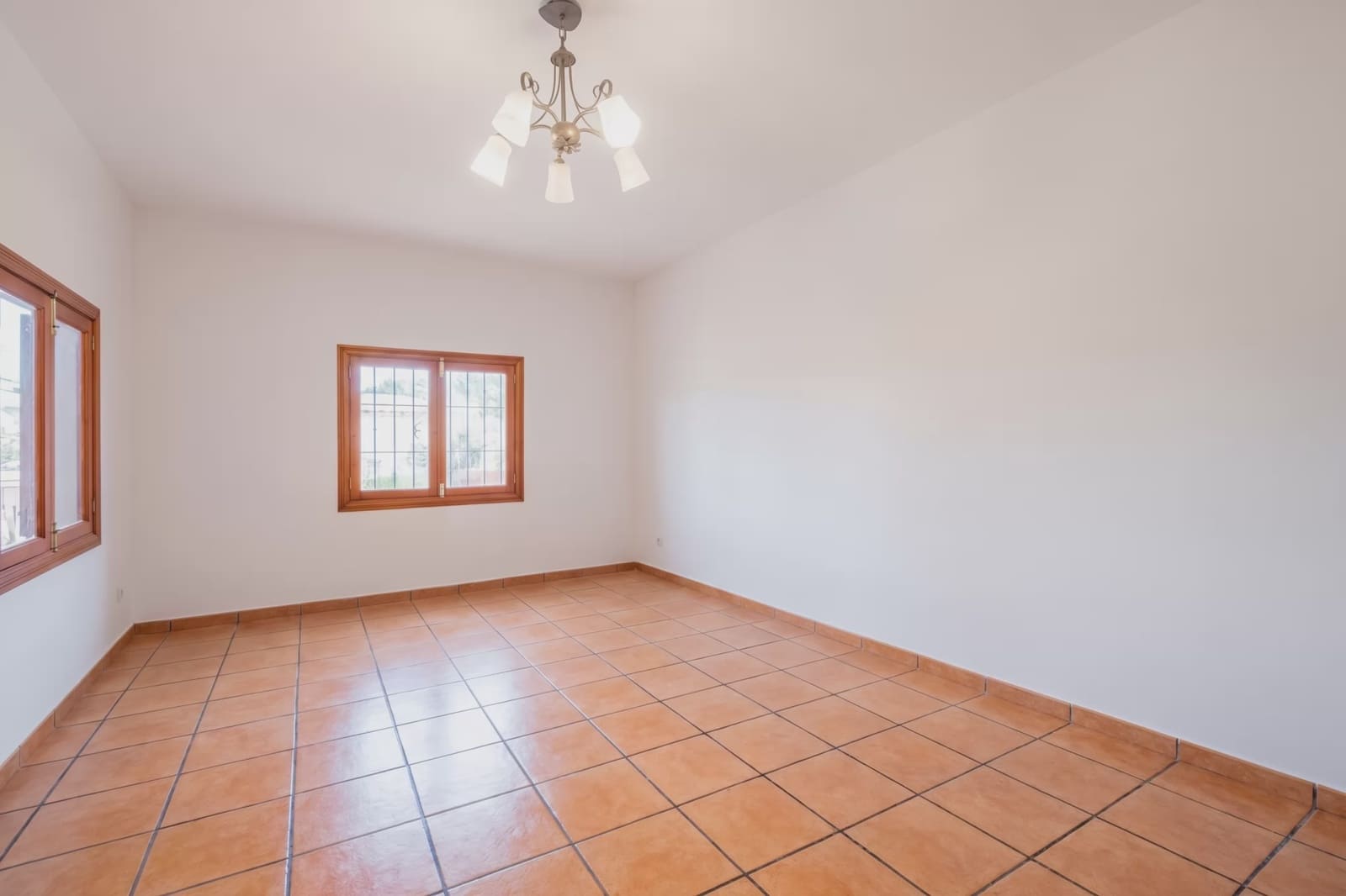 4 soveværelse Finca/Landehus til salg i Manacor med garage - € 669.000 (Ref: 8680888)