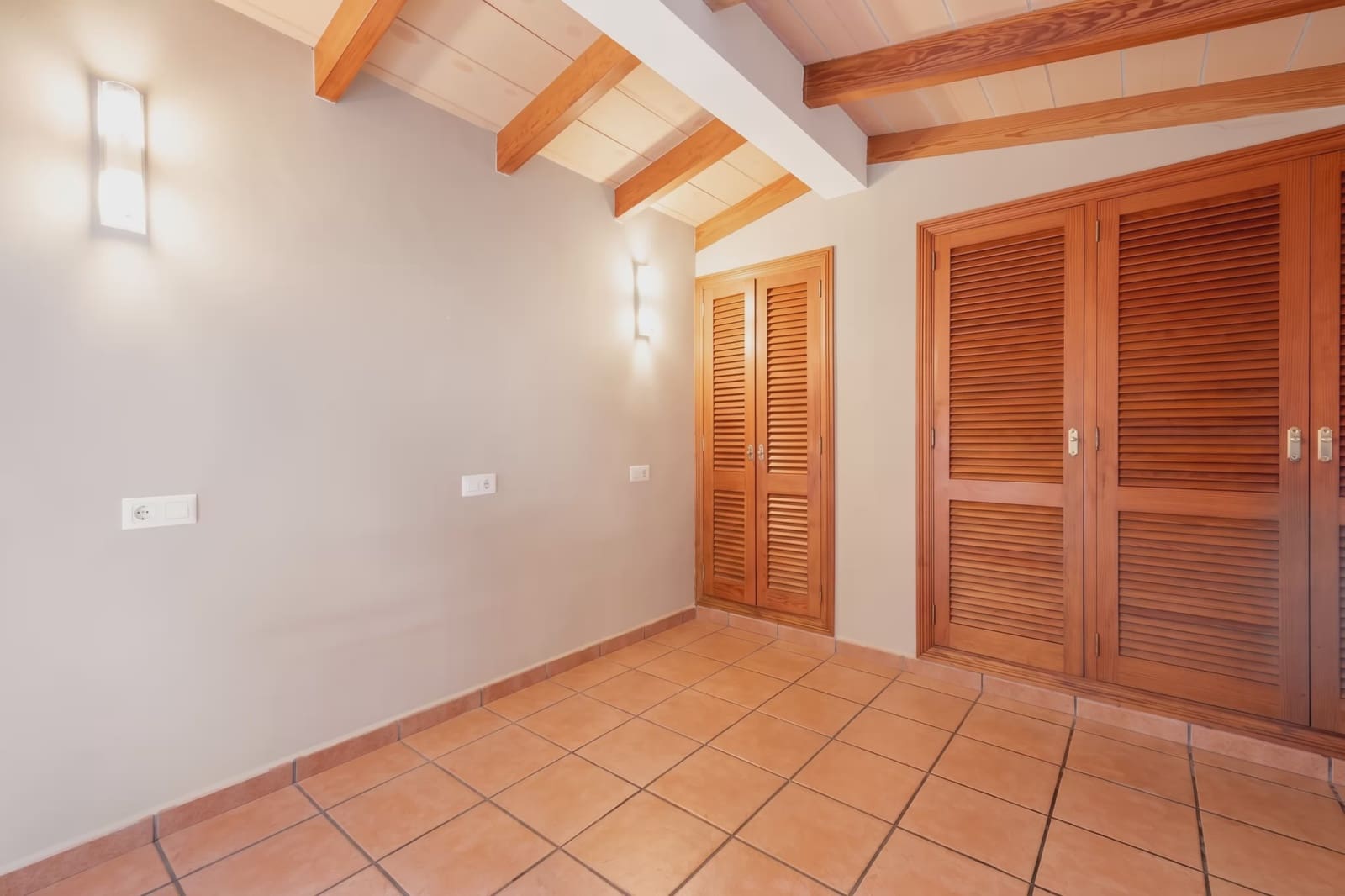 4 soveværelse Finca/Landehus til salg i Manacor med garage - € 669.000 (Ref: 8680888)