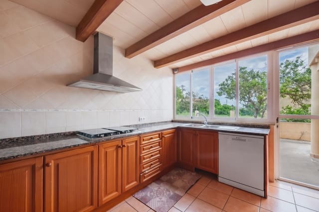 4 slaapkamer Finca/Landhuis te koop in Manacor met garage - € 669.000 (Ref: 8680888)