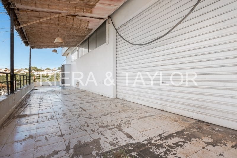 Erhverv til salg i Cala Mandia - € 600.000 (Ref: 8687038)