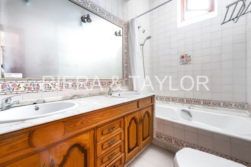 21 soveværelse Hotel til salg i Sencelles - € 6.999.000 (Ref: 8690691)