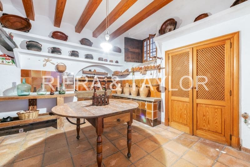 21 soveværelse Hotel til salg i Sencelles - € 6.999.000 (Ref: 8690691)