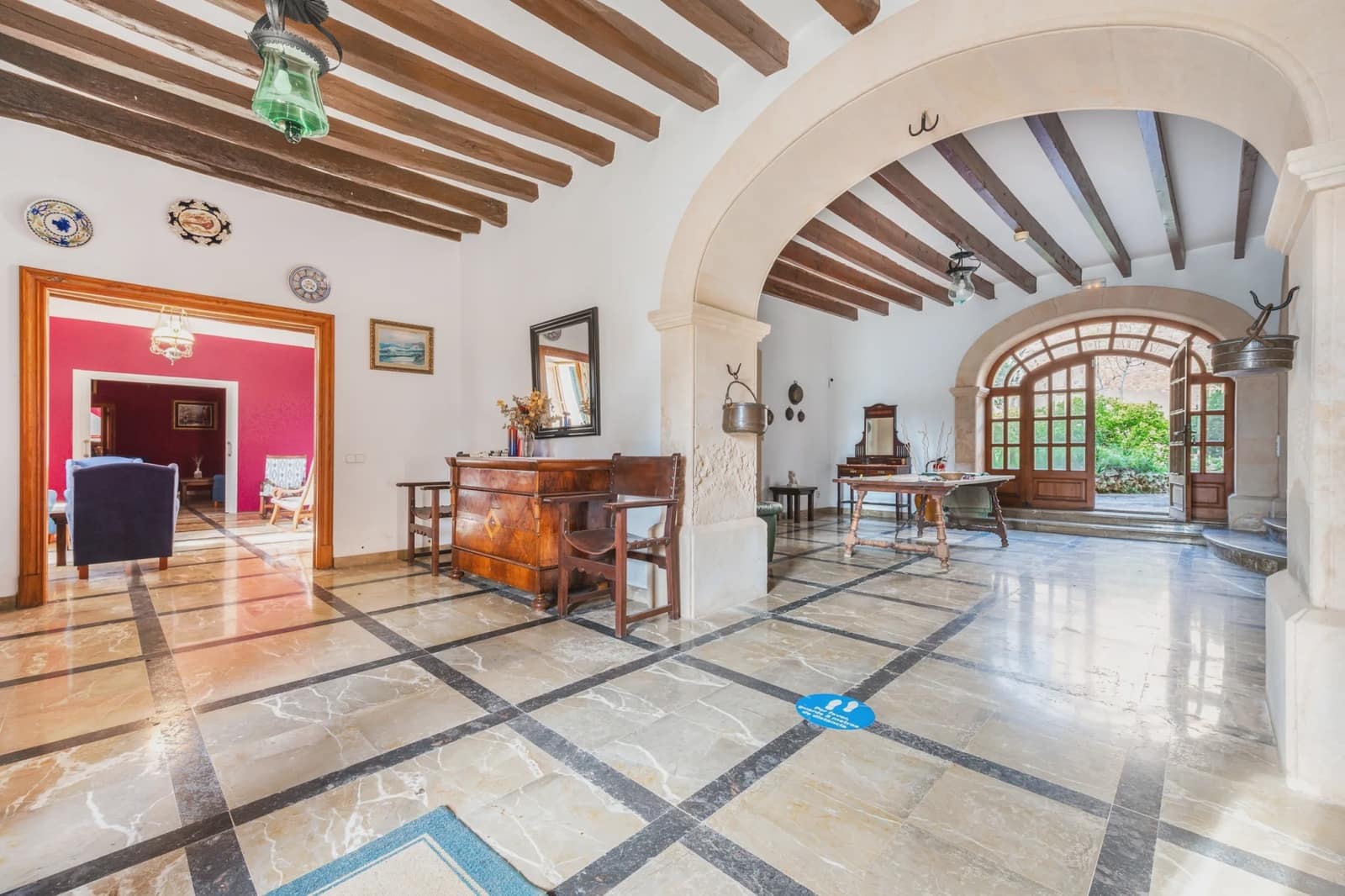 21 bedroom Hotel for sale in Sencelles - € 6,999,000 (Ref: 8690691)