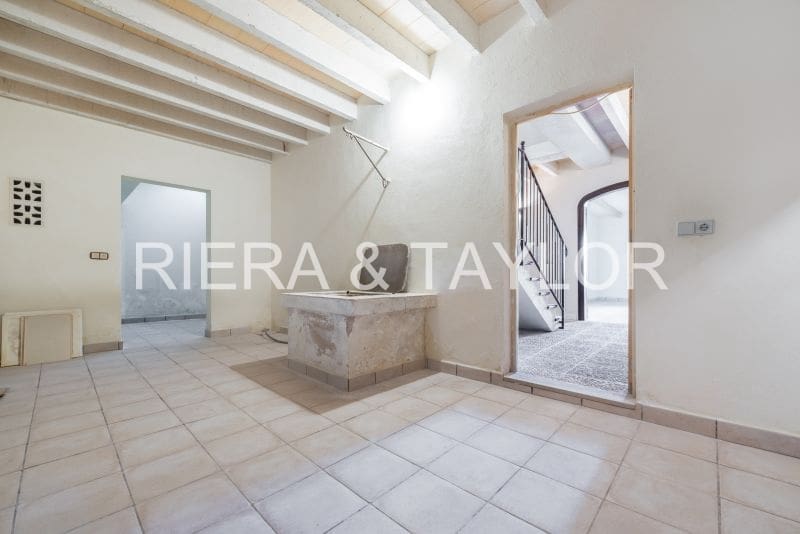 8 soveværelse Byhus til salg i Capdepera - € 585.000 (Ref: 8695289)