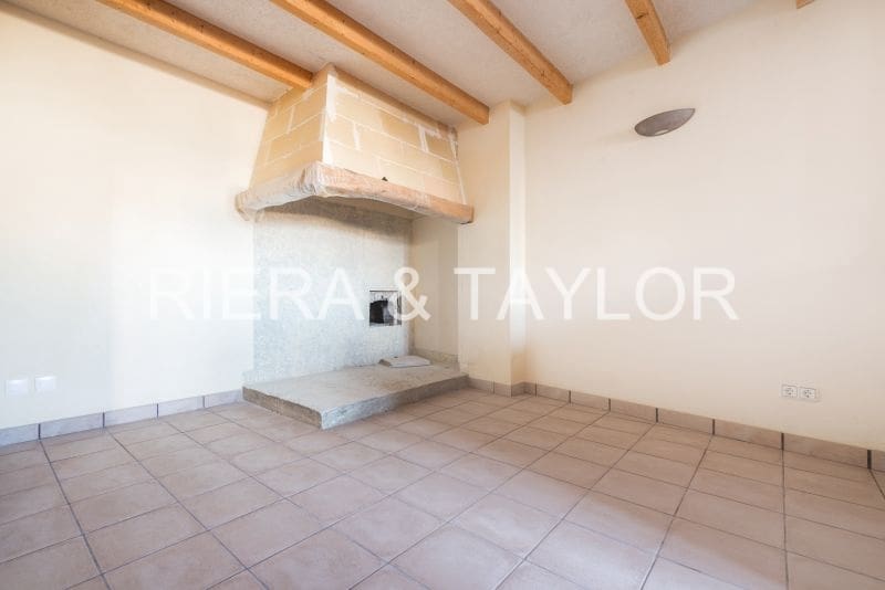 8 soveværelse Byhus til salg i Capdepera - € 585.000 (Ref: 8695289)