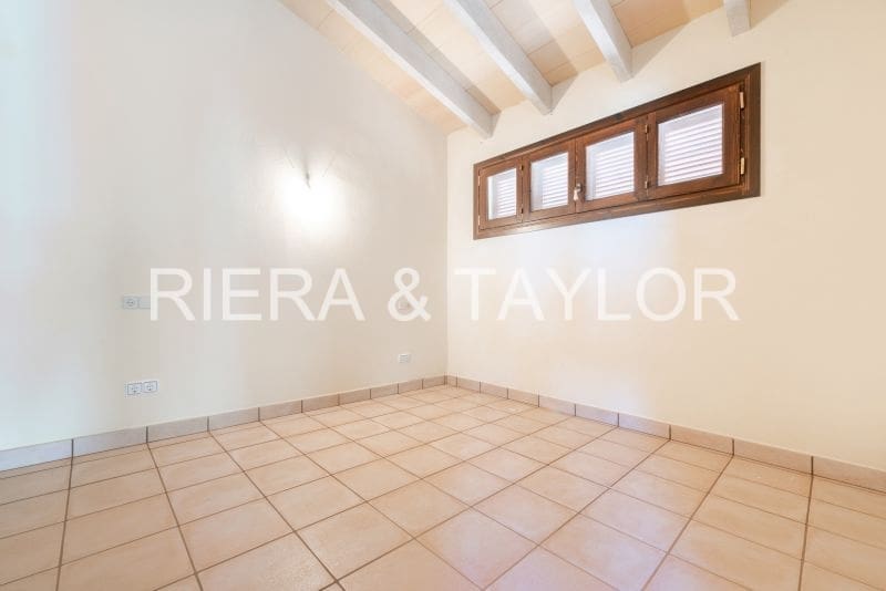 8 soveværelse Byhus til salg i Capdepera - € 585.000 (Ref: 8695289)