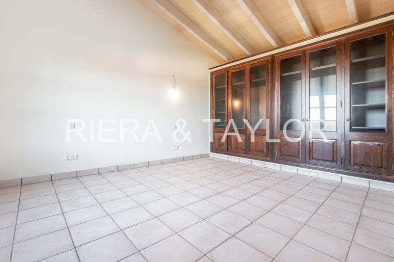 8 soveværelse Byhus til salg i Capdepera - € 585.000 (Ref: 8695289)